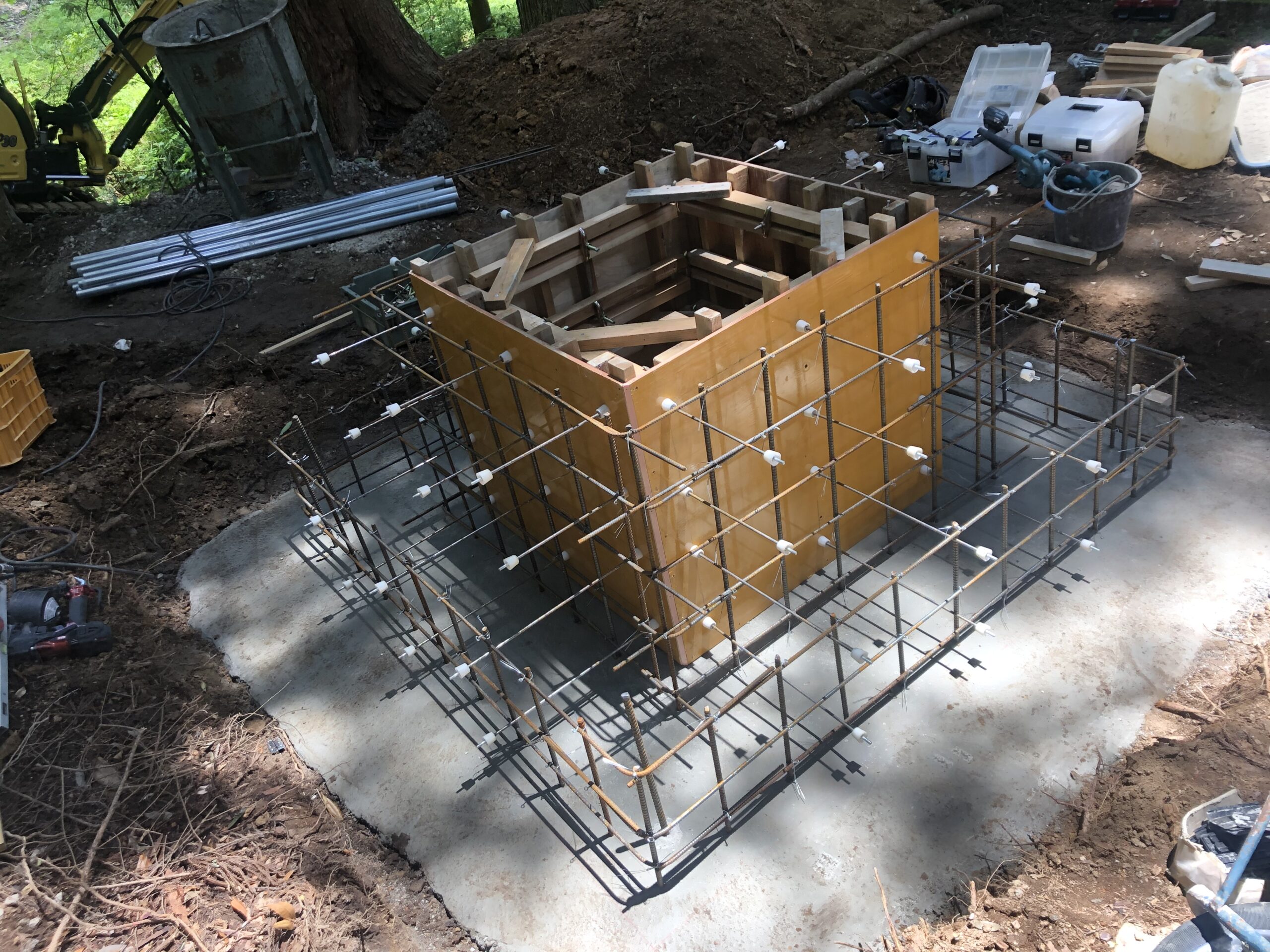 基礎工事　作業中