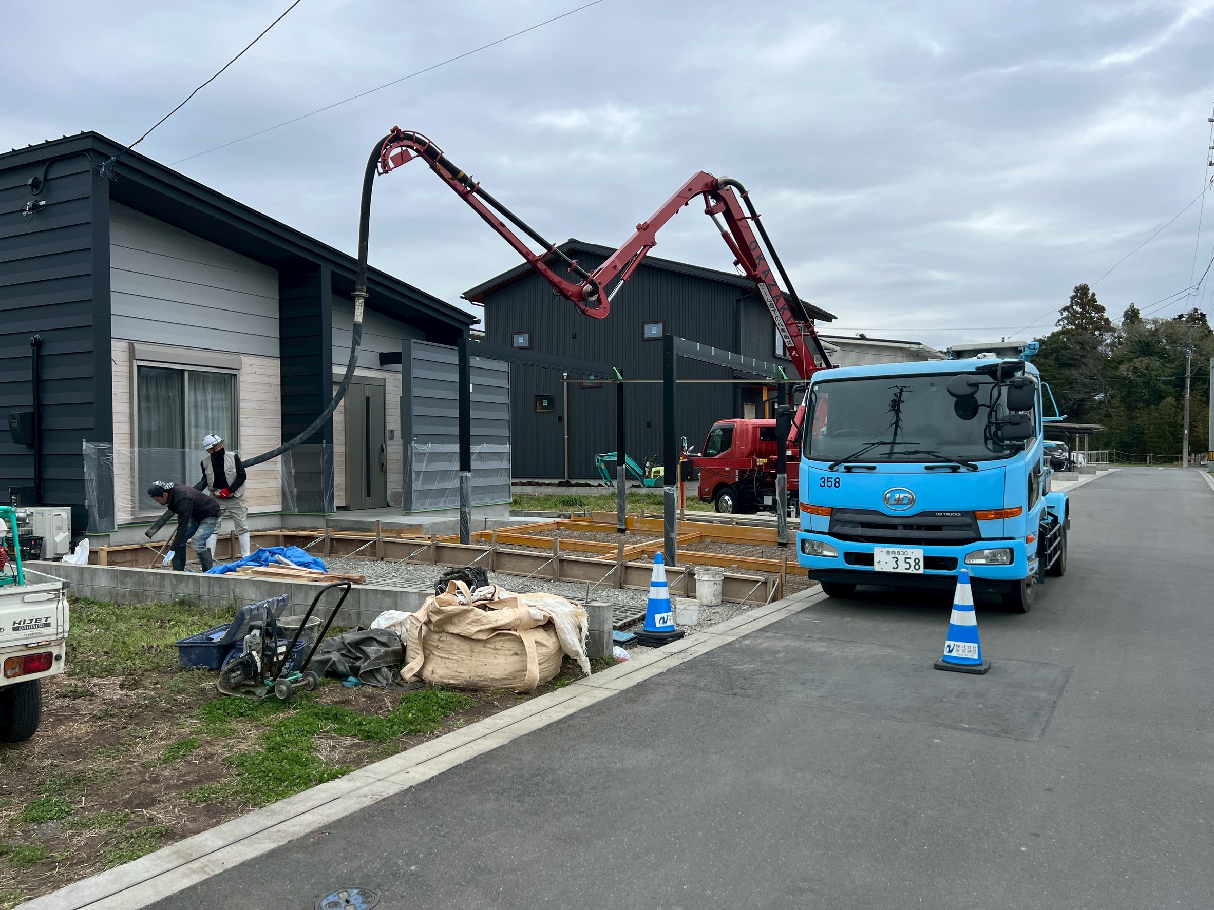 駐車場　工事中2
