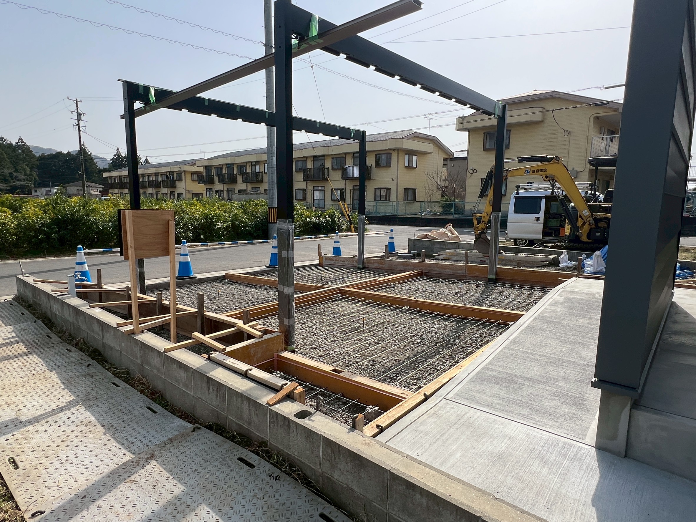 駐車場　工事中3