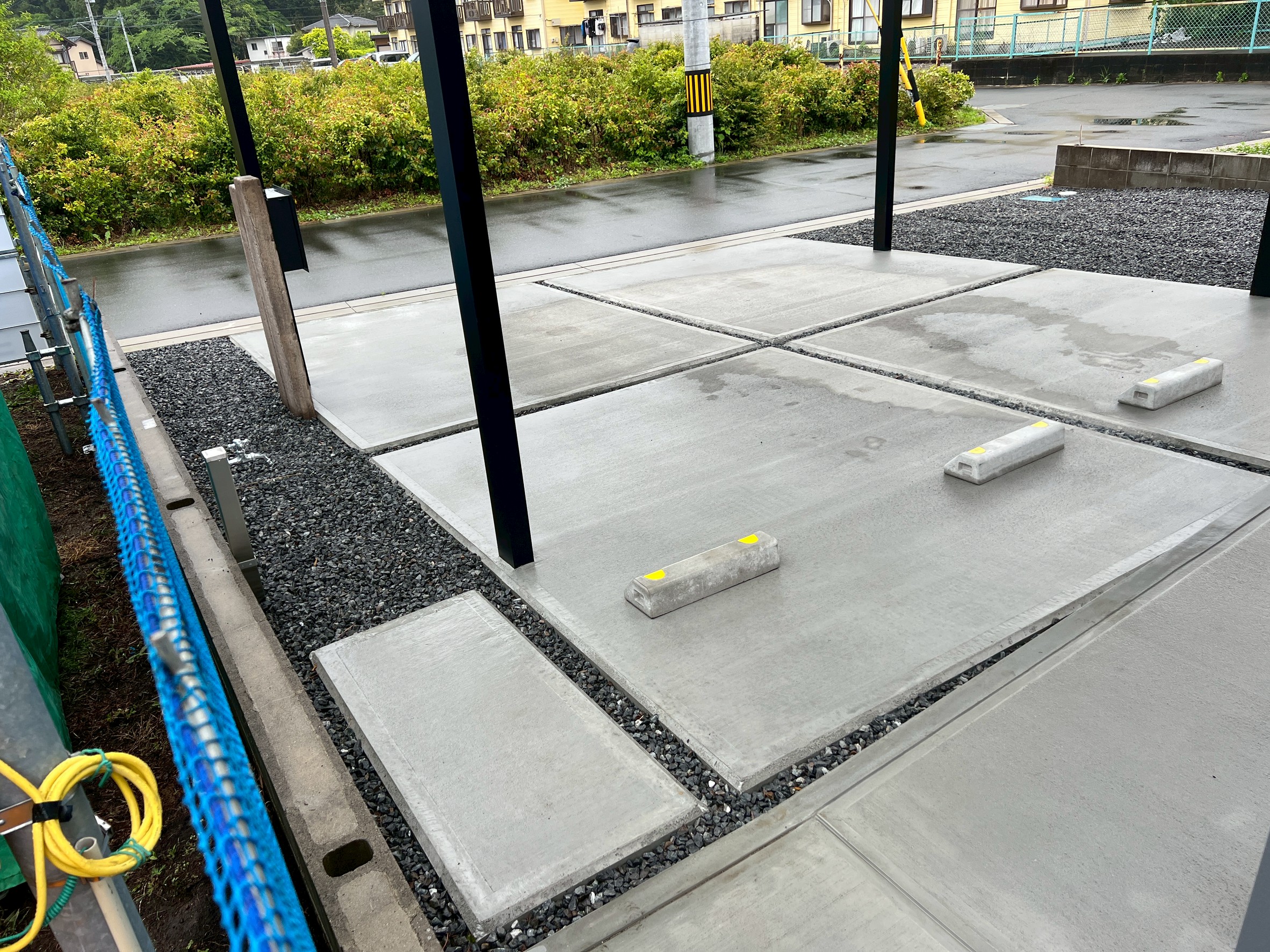 駐車場　完成
